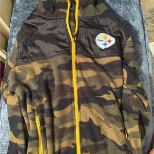 PITTSBURGH STEELERS ZIPPERED HOODED SWEATSHIRT HOODIE YOUTH XL 18-20 CAMO